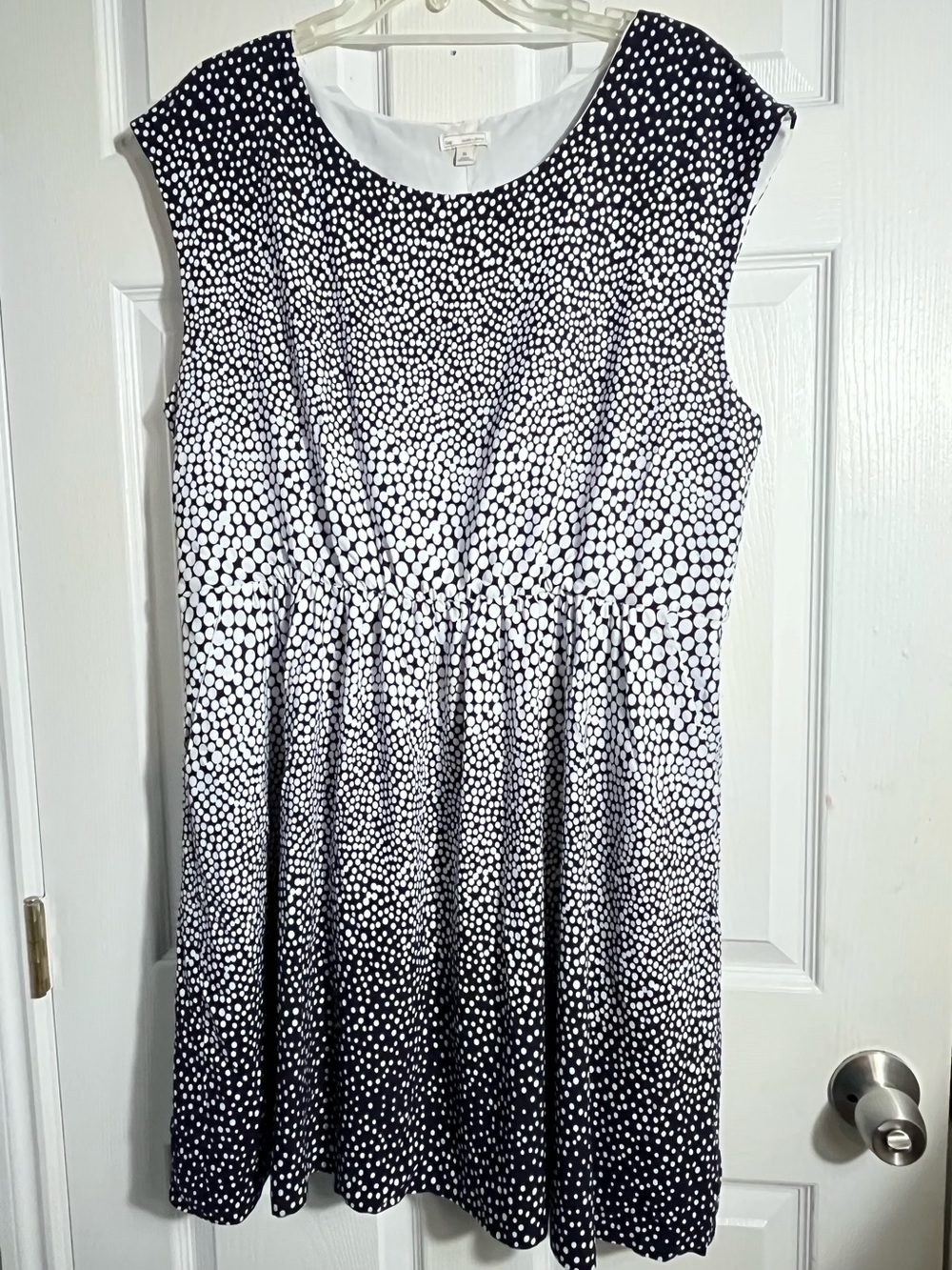 Gap Sleeveless Black and White Dot Print Dress XL